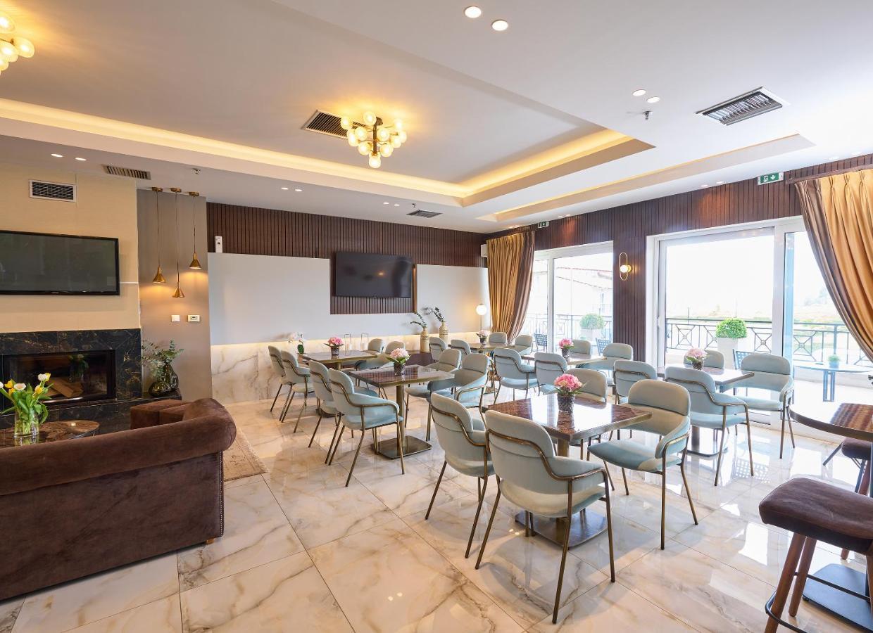 Filippos Hotel Chalkidona Exterior photo